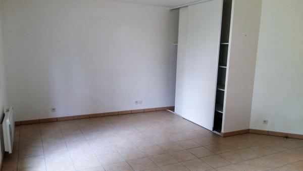 49240 AVRILLE STUDIO - AVRILLE