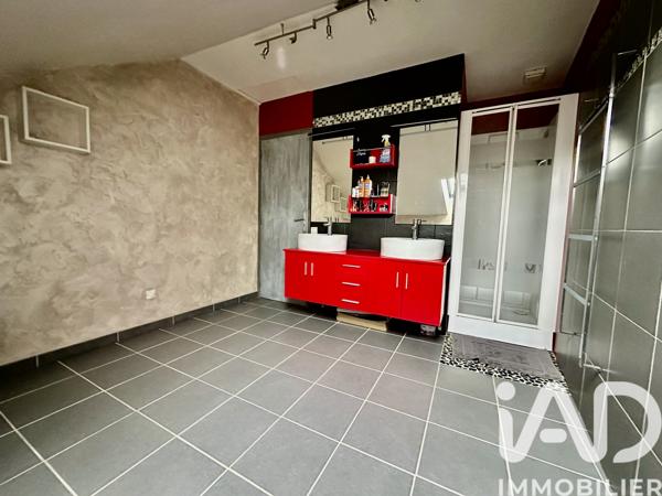 Maison à vendre 4 pièces 155 m² Issoudun