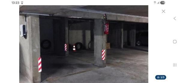 NEUILLY SUR SEINE - BOULEVARD BINEAU / VILLIERS - PARKING A VENDRE