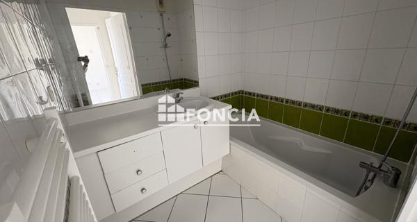 Location Appartement 2 pièces 45.25 m² - Villeurbanne 69100