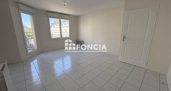 Location Appartement 2 pièces 45.25 m² - Villeurbanne 69100