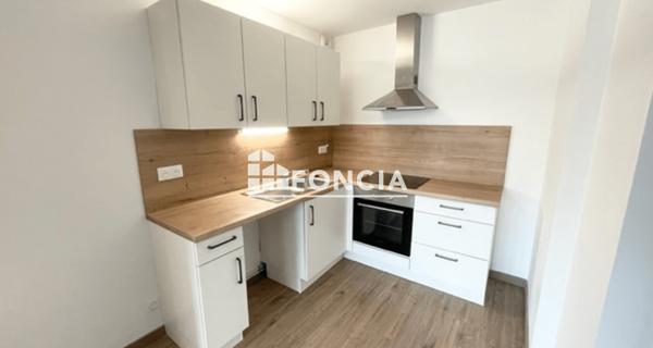 Location Appartement 3 pièces 64.2 m² - Saint-étienne 42000