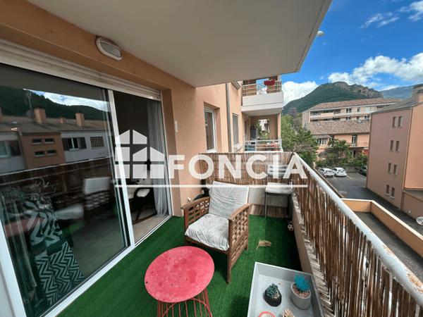 Location Appartement 4 pièces 89.58 m² - 13 BIS AVENUE DES CHARROIS Digne-les-bains 04000
