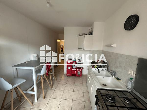 Location Appartement 4 pièces 89.58 m² - 13 BIS AVENUE DES CHARROIS Digne-les-bains 04000