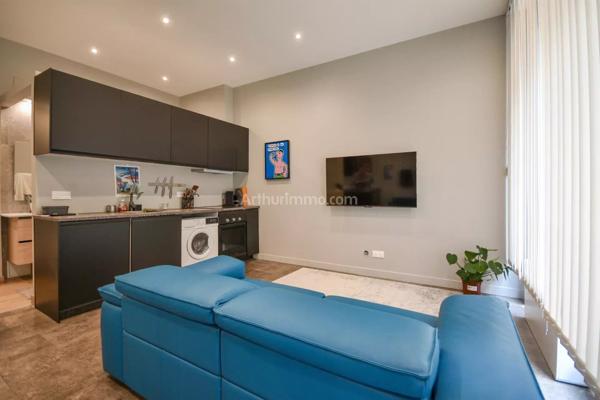 Vente                                                      Appartement
                        
                     1 pièces                      27 m2                     à Nice