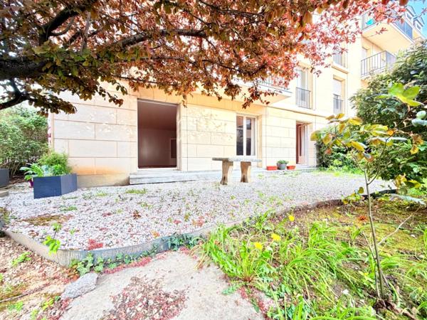 Appartement à vendre 5 pièces VERSAILLES (78)