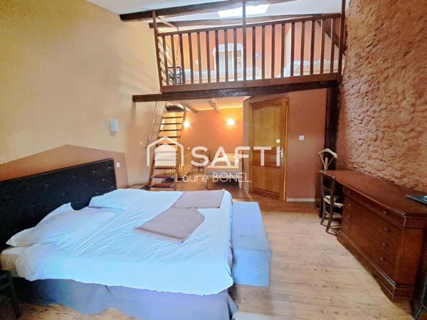 Maison d'habitation composée de deux logements