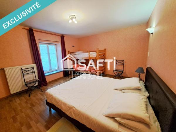 Maison d'habitation composée de deux logements