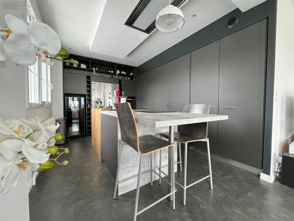 Maison à vendre à Saint-Vit dans le Doubs (25410), ref : 25006-69-2025