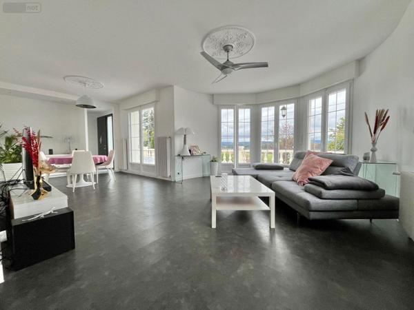 Maison à vendre à Saint-Vit dans le Doubs (25410), ref : 25006-69-2025