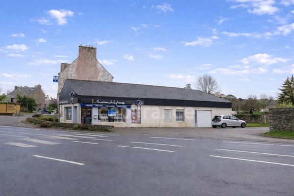 Local Commercial 123m² - Loctudy(29) Emplacement N°1 avec parking privatif