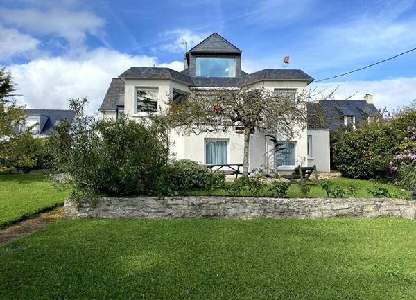 Maison à vendre    8 pièces •  Séné