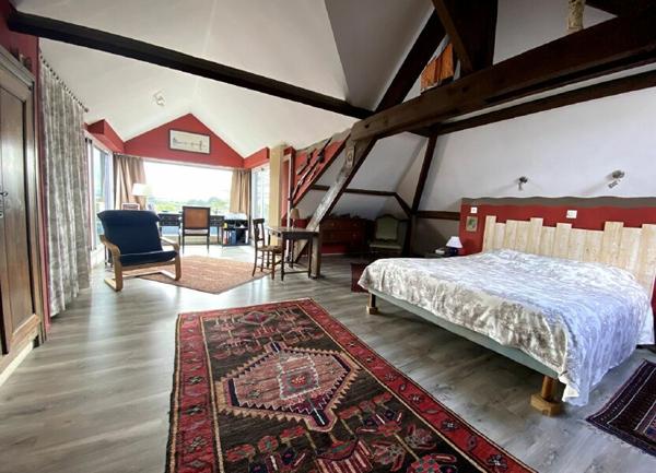 Maison à vendre    8 pièces •  Séné