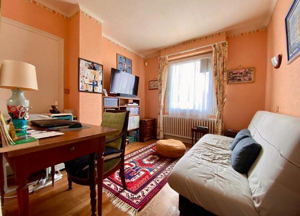 Maison à vendre    8 pièces •  Séné