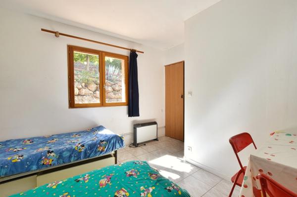 Propriété d’exception face au Lac du Salagou