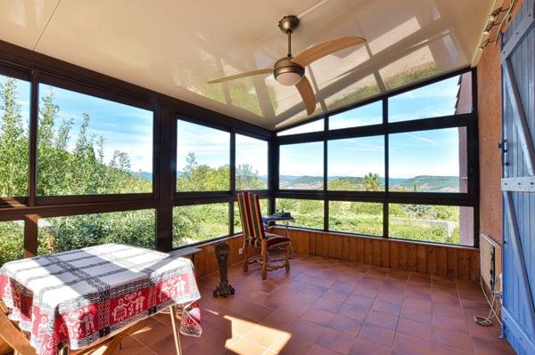 Propriété d’exception face au Lac du Salagou