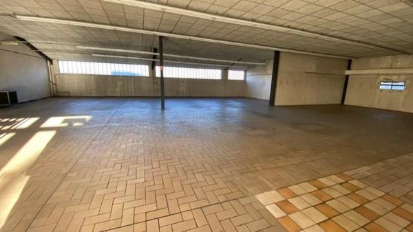 Local commercial Sisteron 410 m2