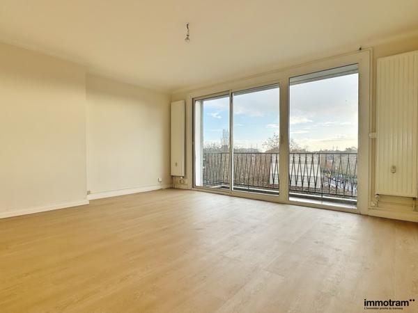 Vente Appartement 88m 2 - 2 chambre(s) - Marcq en Baroeul, Croisé Laroche • Réf. VA26734