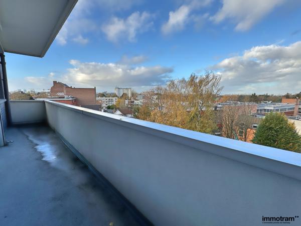 Vente Appartement 88m 2 - 2 chambre(s) - Marcq en Baroeul, Croisé Laroche • Réf. VA26734