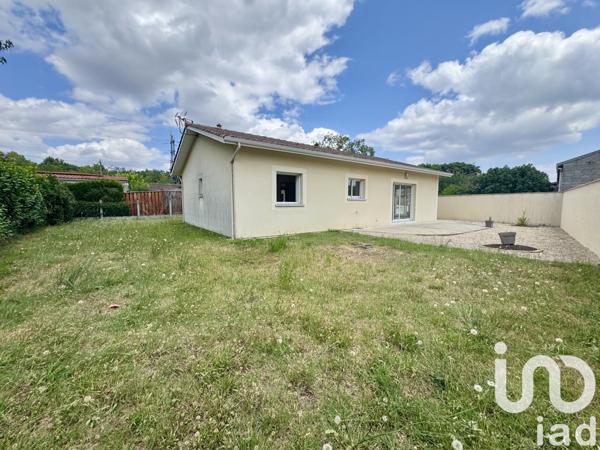 House for sale 4 rooms 85 m² Léognan