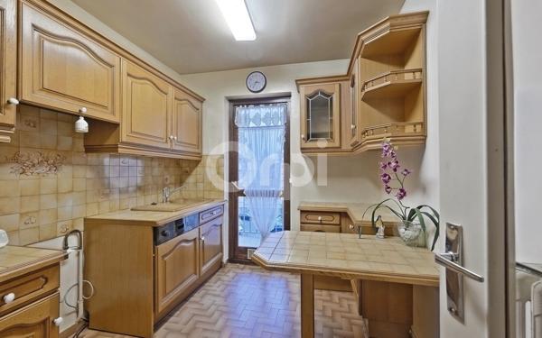 Appartement à vendre    3 pièces • 65,05 m2 Villemomble