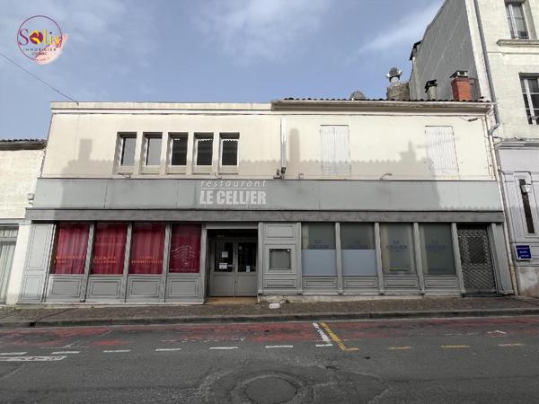 Immeuble commercial Emplacement n°1 au coeur de COGNAC ...