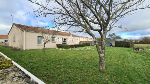 Maison à BRESSUIRE, 79300 - 6 pièces 100m²