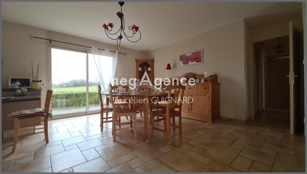 Maison à BRESSUIRE, 79300 - 6 pièces 100m²
