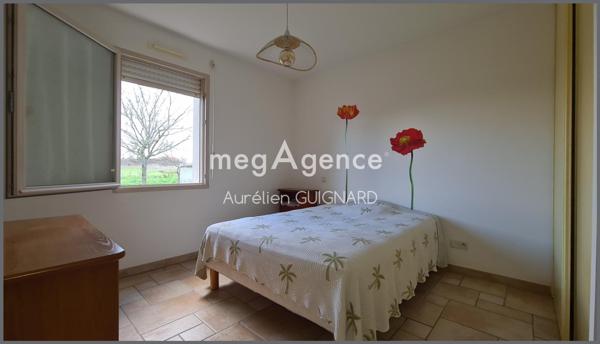 Maison à BRESSUIRE, 79300 - 6 pièces 100m²