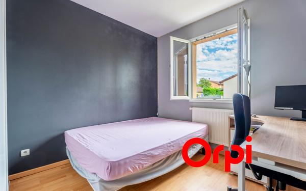 Maison à vendre    5 pièces • 104 m2 Saint-Genis-Laval