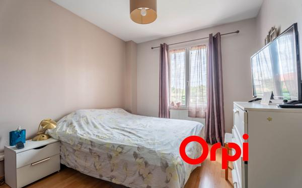 Maison à vendre    5 pièces • 104 m2 Saint-Genis-Laval