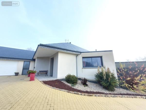 Maison à vendre à Cossé-le-Vivien en Mayenne (53230), ref : 53032-997