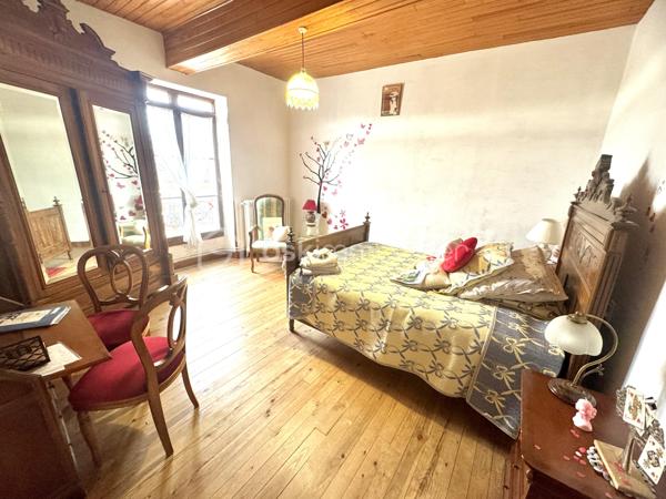 Maison ancienne de 202 m²