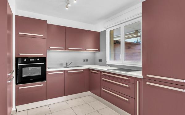 Appartement à vendre    2 pièces • 44 m2 Vallauris