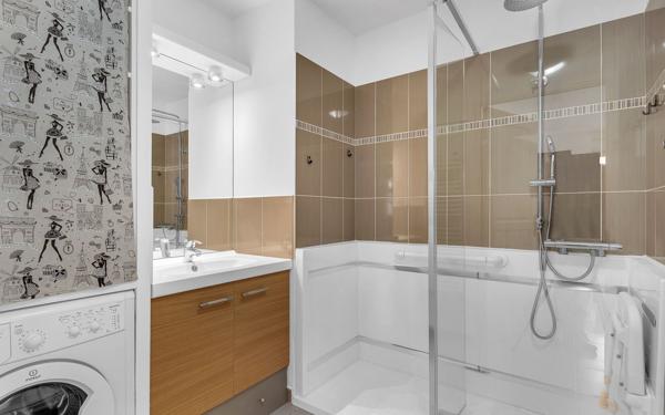 Appartement à vendre    2 pièces • 44 m2 Vallauris