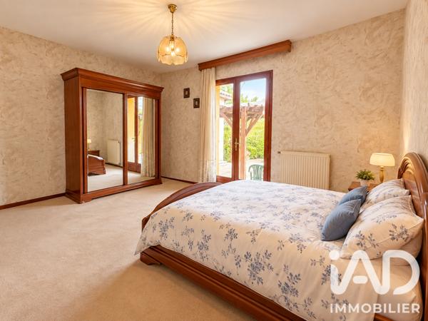 Maison à vendre 7 pièces 159 m² Rouffiac-Tolosan