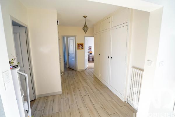 Maison à vendre 5 pièces 136 m² Bourg-en-Bresse