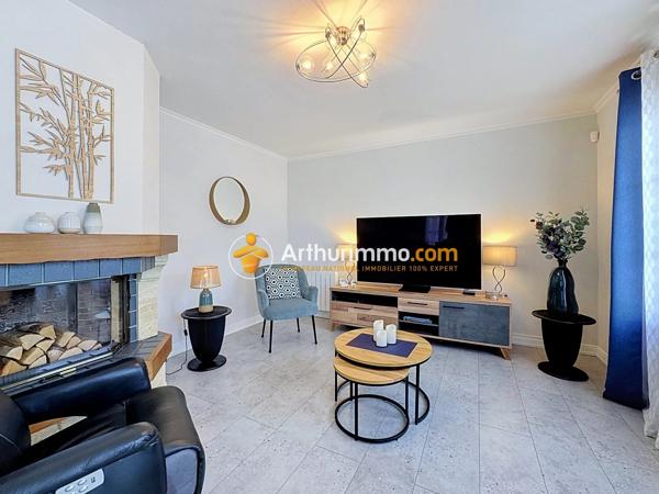 Vente                                                      Maison
                        
                     5 pièces                      110 m2                     à L'Isle-d'Abeau