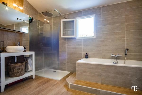 Vente Propriété 6 pièces 170 m2 à Pourrières