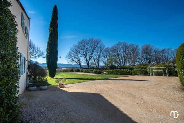 Vente Propriété 6 pièces 170 m2 à Pourrières