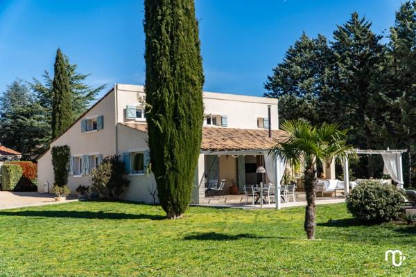 Vente Propriété 6 pièces 170 m2 à Pourrières