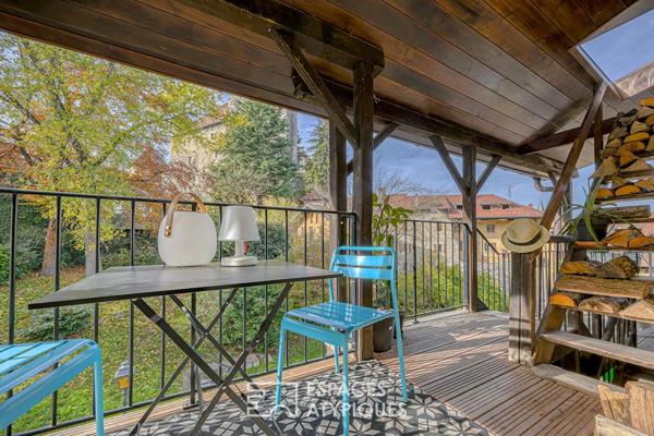 Duplex rénové en hypercentre