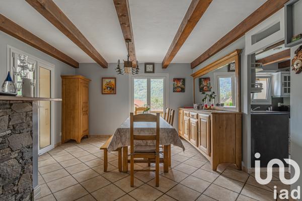 Maison à vendre 7 pièces 180 m² Sallanches