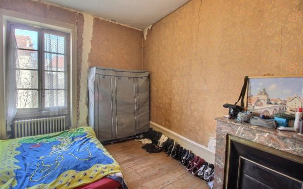 Maison à vendre    7 pièces •  Saint-Genix-sur-Guiers