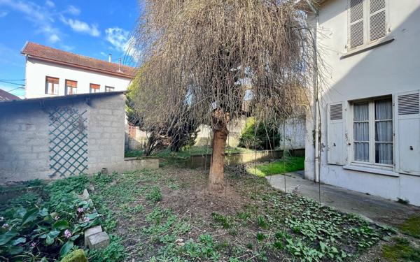 Maison à vendre    7 pièces •  Saint-Genix-sur-Guiers