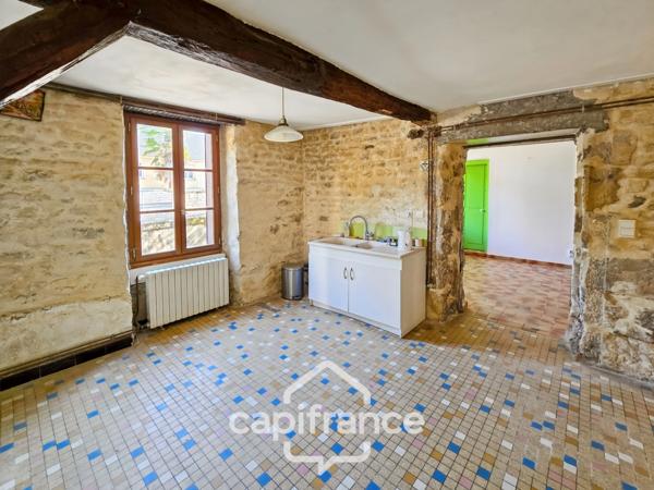 Dpt Nièvre (58), à vendre URZY maison de village - 5 pièces - 133 m²