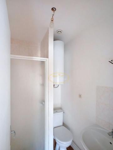APPARTEMENT type F2 (en cours de rénovation) - Quartier Vill Bar-le-duc APPARTEMENT type F2 (en cours de rénovation) - Quartier Vill Bar-le-duc