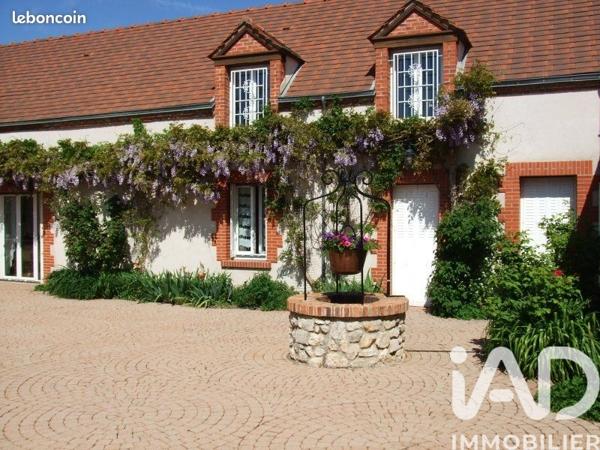Maison à vendre 10 pièces 200 m² Saint-Benoît-sur-Loire
