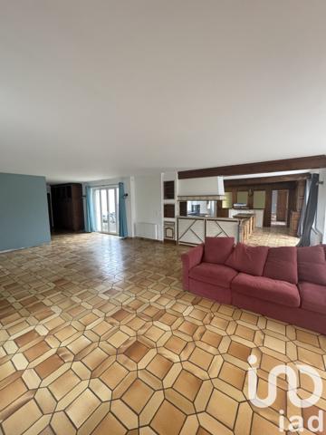 Maison à vendre 10 pièces 200 m² Saint-Benoît-sur-Loire