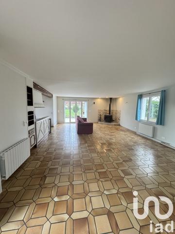 Maison à vendre 10 pièces 200 m² Saint-Benoît-sur-Loire